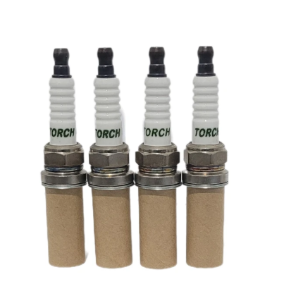 شمع خودرو تورچ تک پلاتین پایه کوتاه بسته 4 عددی (مدل K6RTC)